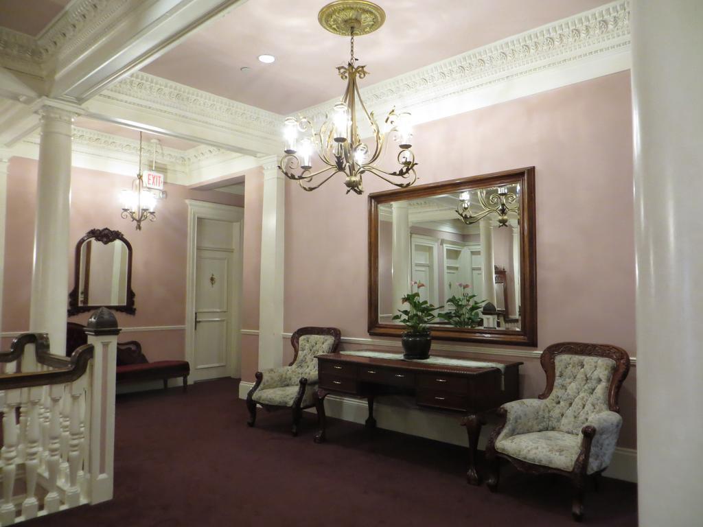 The Monterey Hotel Exterior foto